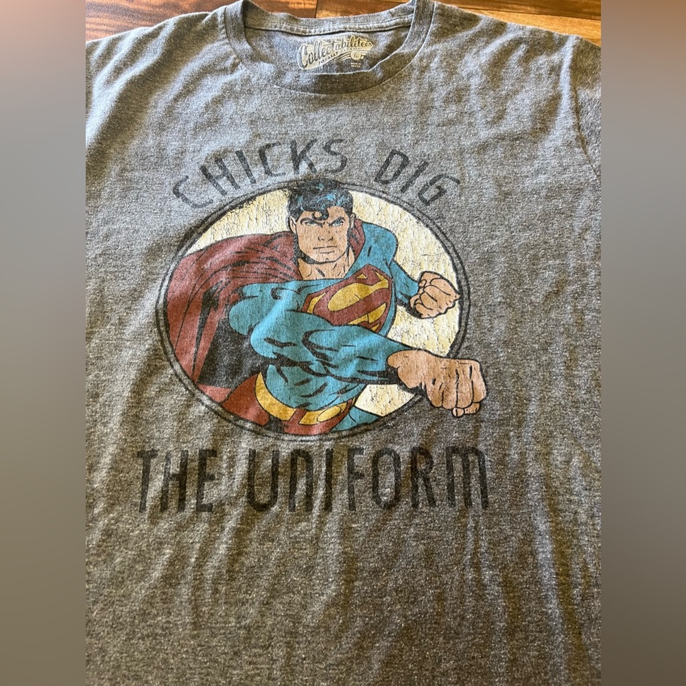 Old Navy Collectabilitees Supreme Chicks Dig The Uniform Gray Tee Shirt Size XL